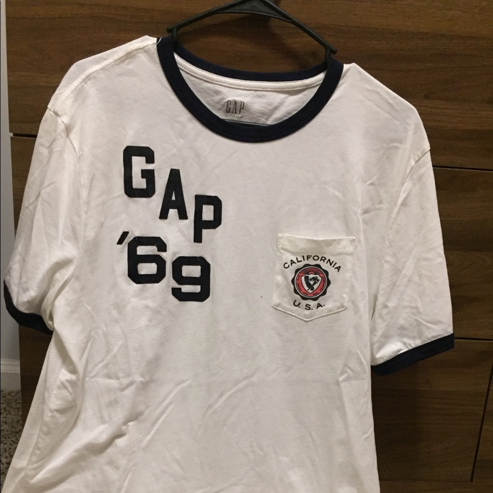 Gap Vintage style t-shirt